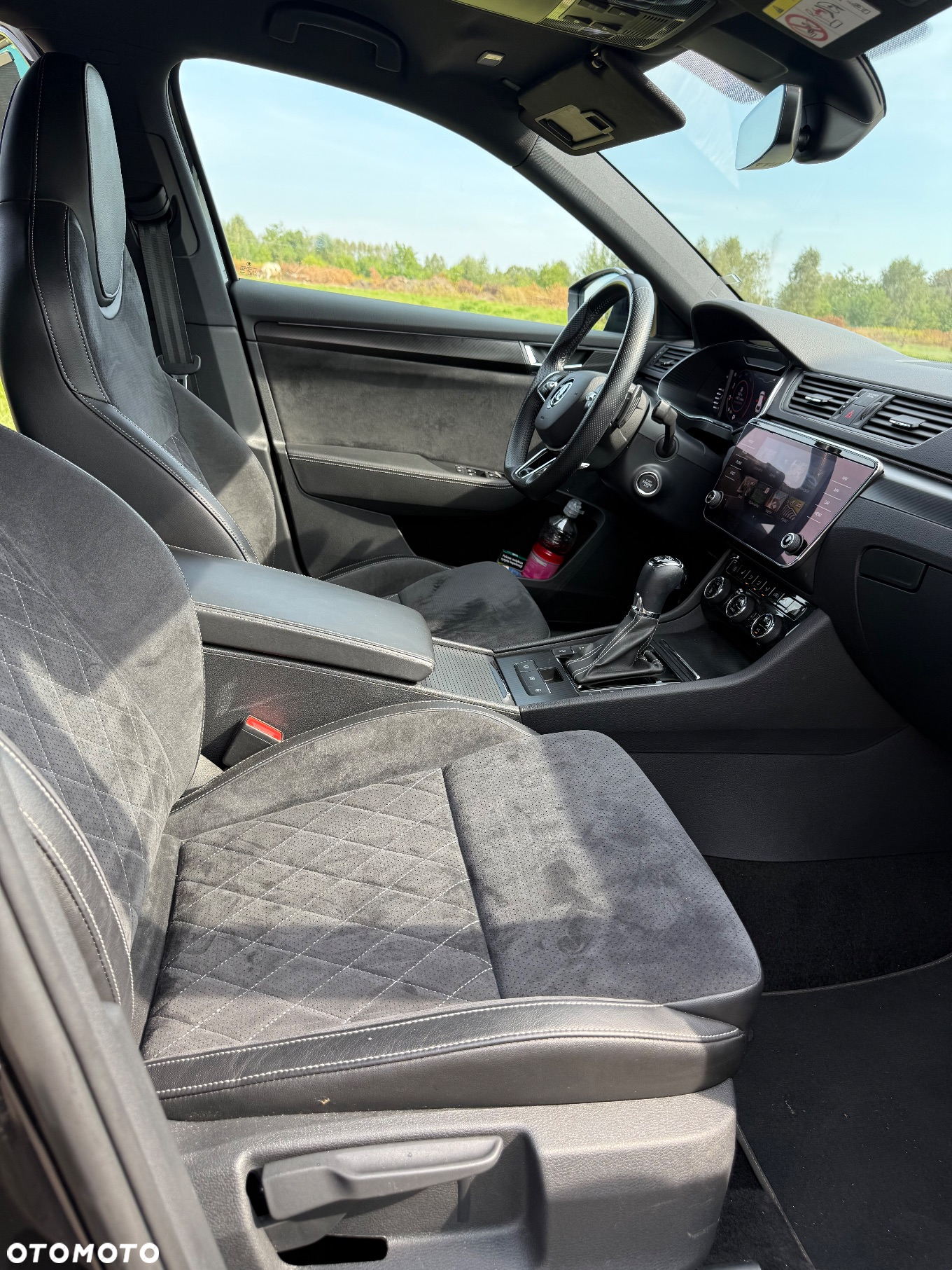 Skoda Superb 2.0 TDI SCR 4x4 Sportline DSG - 17