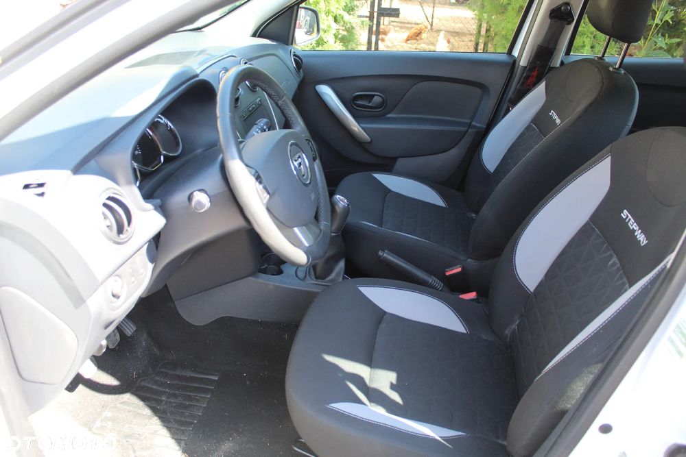 Dacia Sandero - 9