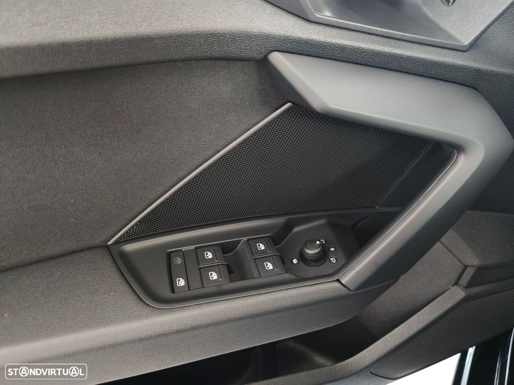 Audi A3 Sportback 30 TFSI Design S tronic - 21