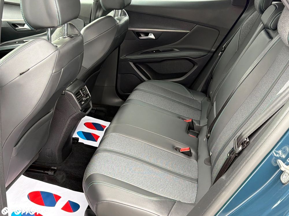 Peugeot 3008 BlueHDi 130 Stop & Start EAT8 Allure - 14