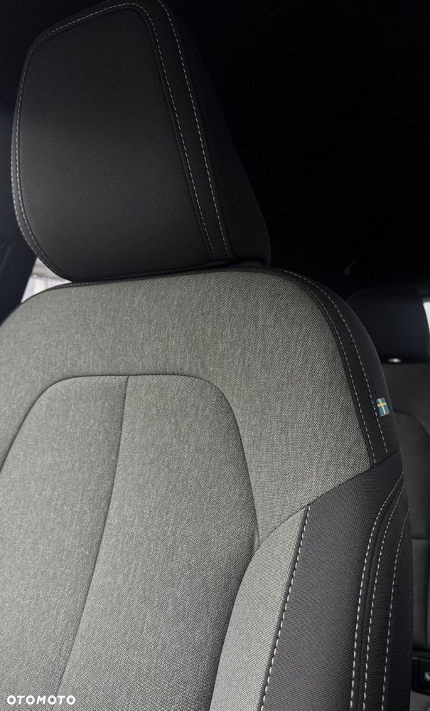 Volvo XC 40 - 22