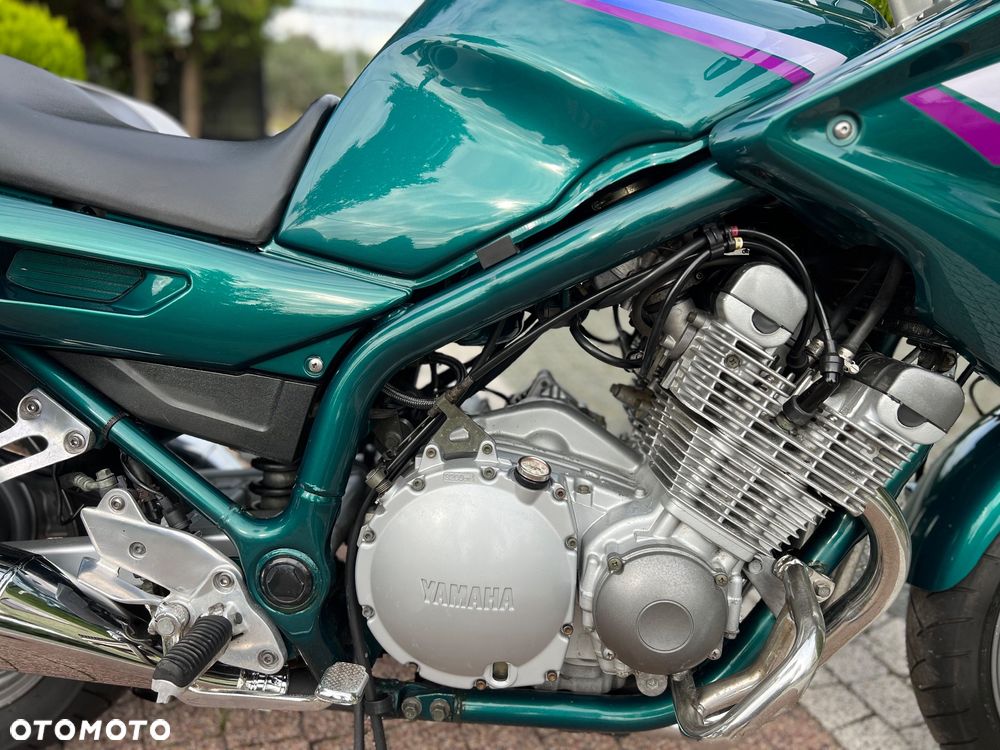 Yamaha XJ - 8