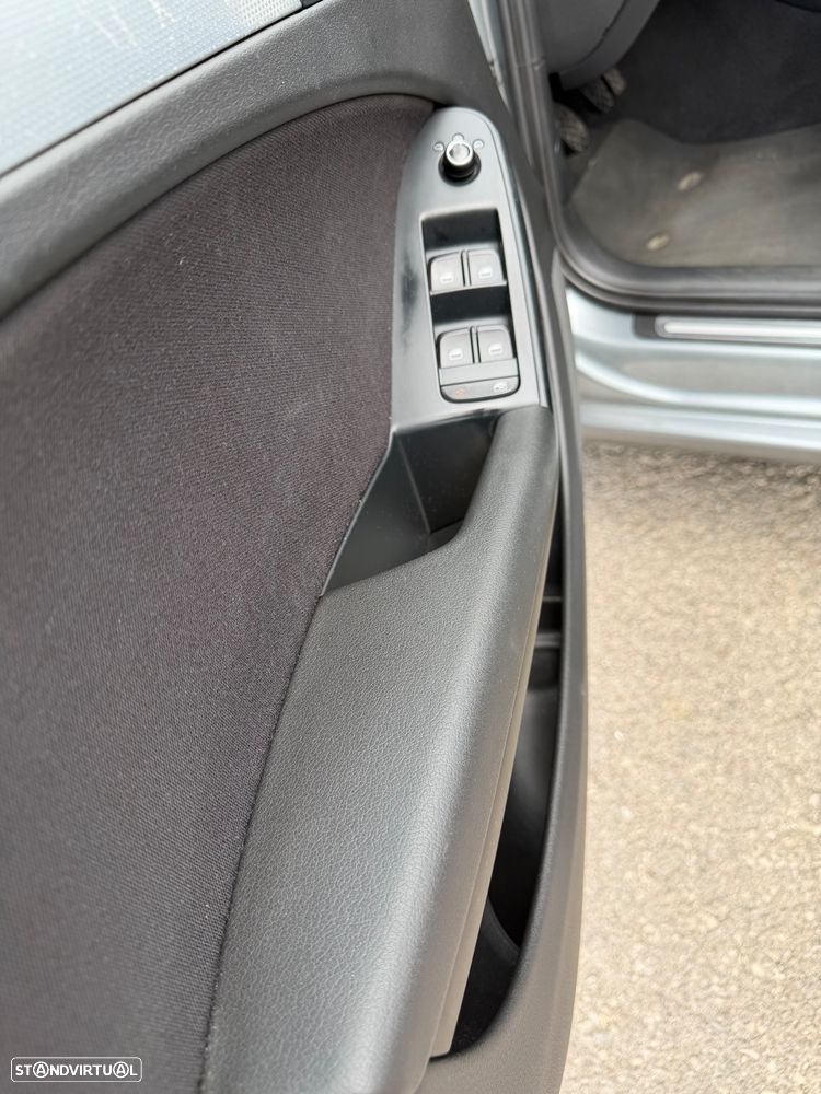 Audi A4 Avant 2.0 TDI - 11