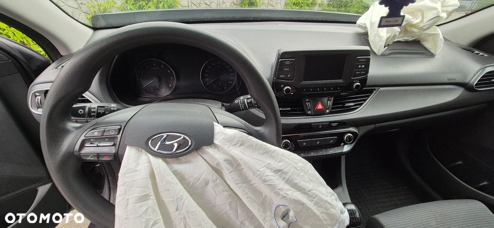 Hyundai i30 1.4 Comfort - 9