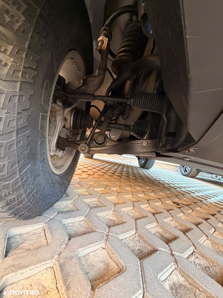 Jeep Grand Cherokee - 8