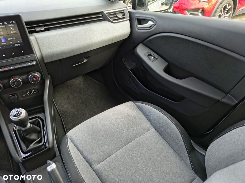Renault Clio - 20