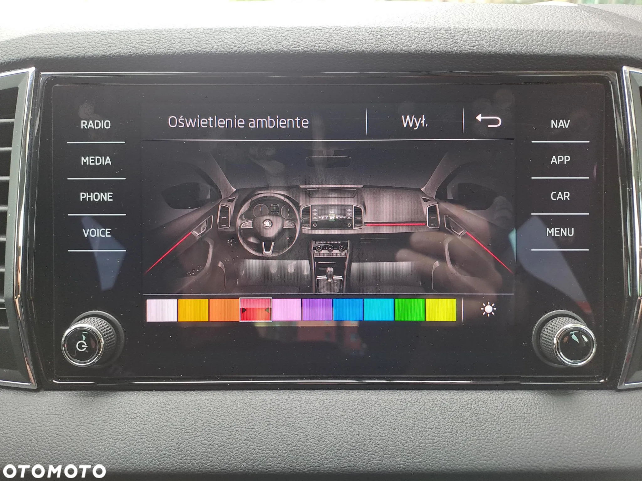 Skoda Karoq 1.5 TSI ACT 4x2 Style DSG - 18