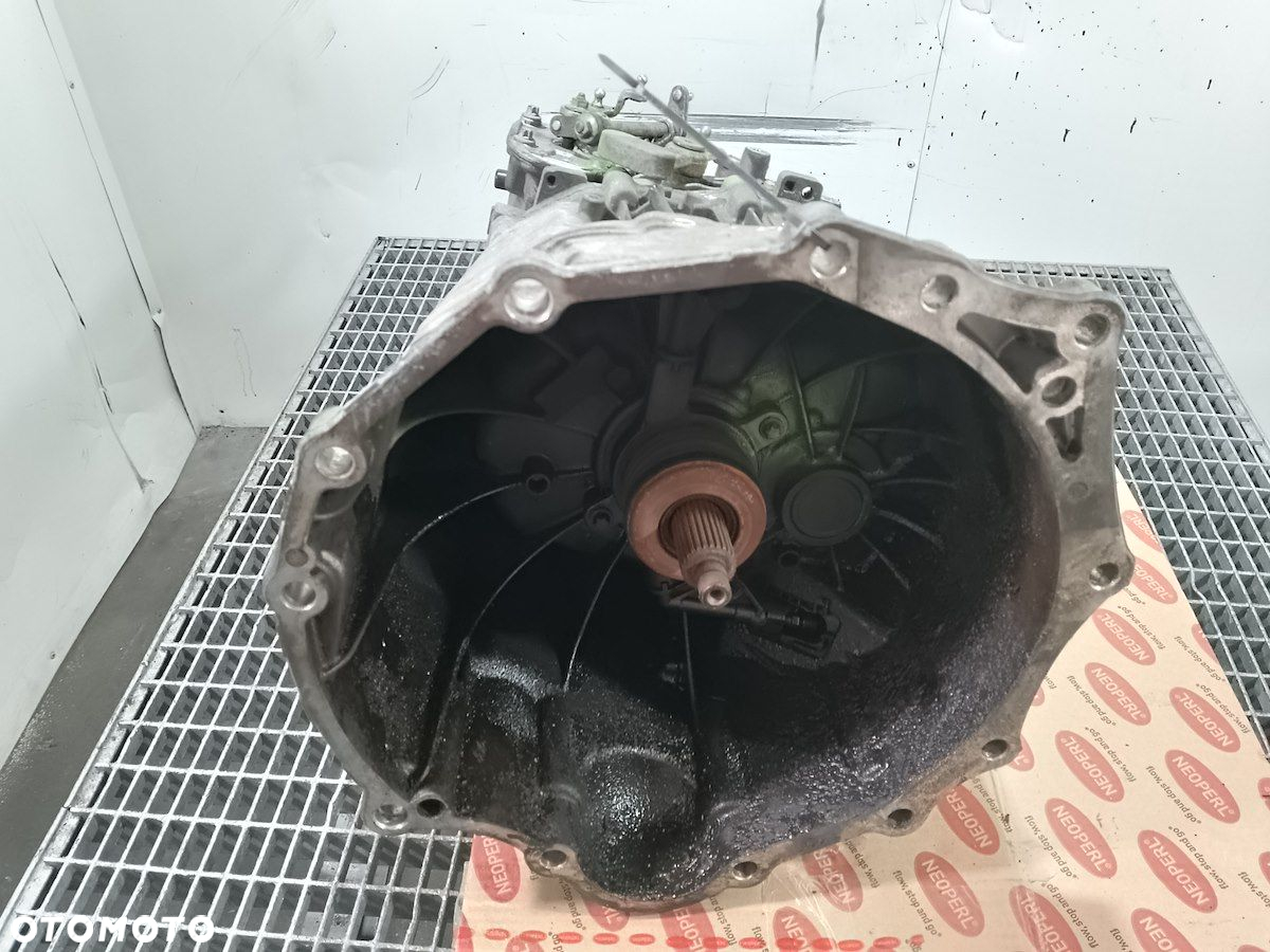 SKRZYNIA BIEGÓW MANUALNA VW CRAFTER HVW9062604300  A9062610501 2.5 TDI - 3