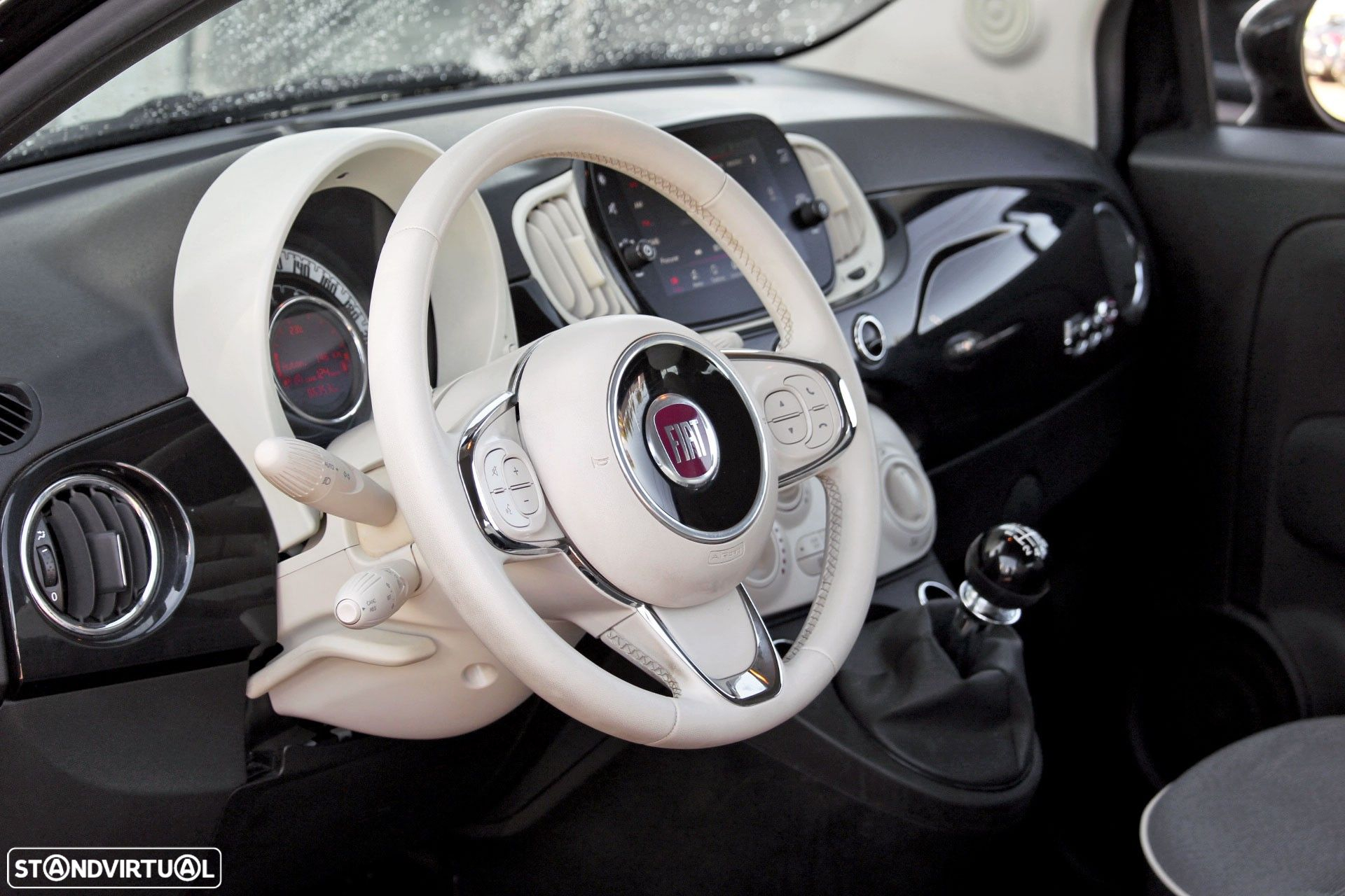 Fiat 500C 1.0 Hybrid Lounge - 17