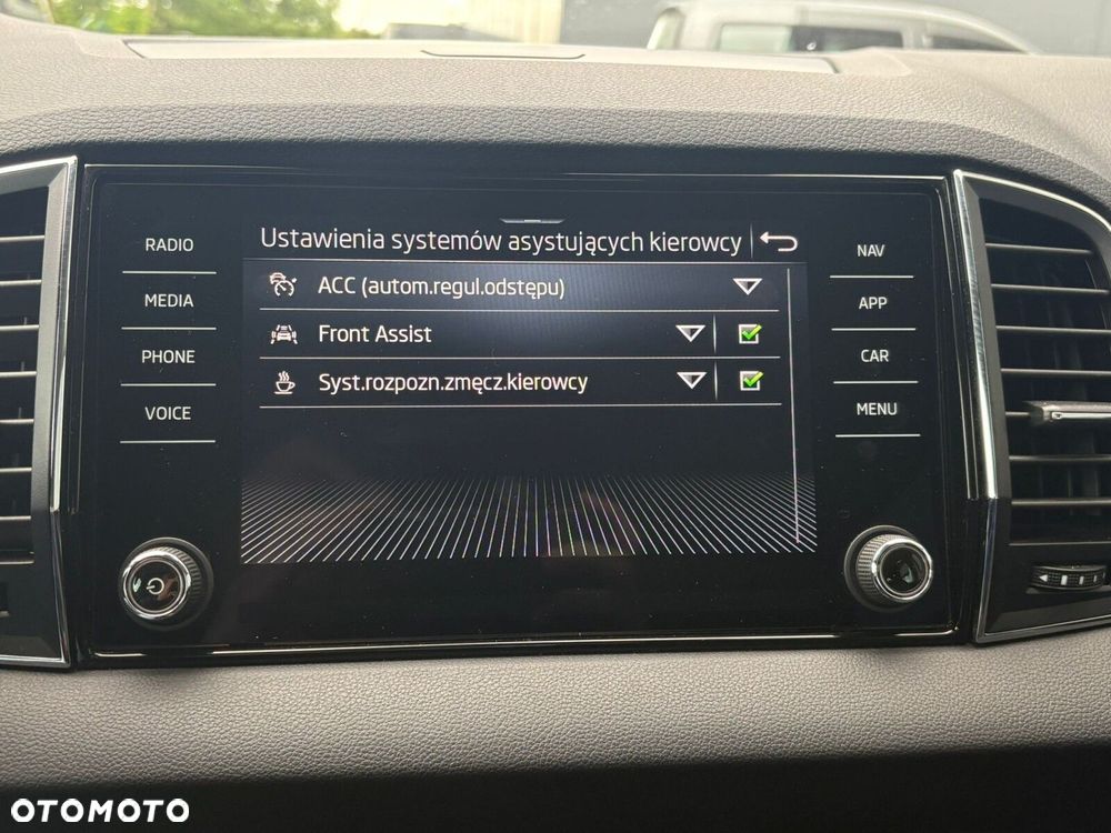 Skoda Karoq 1.5 TSI ACT Style DSG - 24