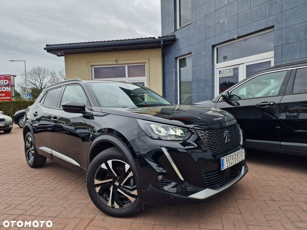 Peugeot 2008 1.2 Pure Tech GPF Allure S&S - 11