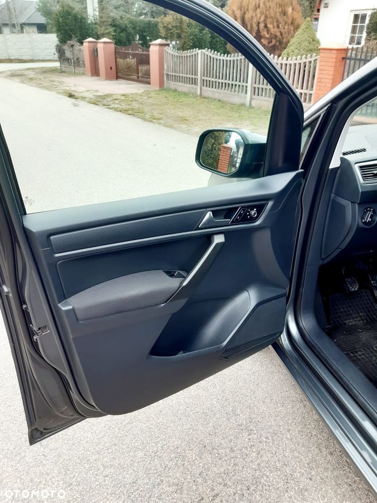 Volkswagen Caddy - 17