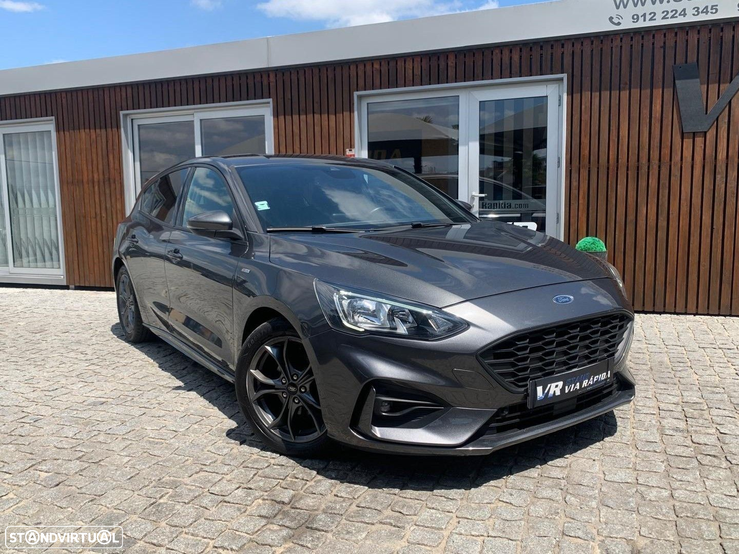 Ford Focus 1.5 TDCi EcoBlue ST-Line - 4