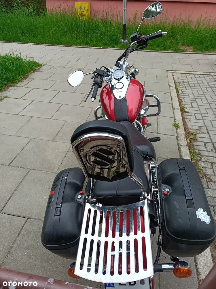 Suzuki Intruder - 5