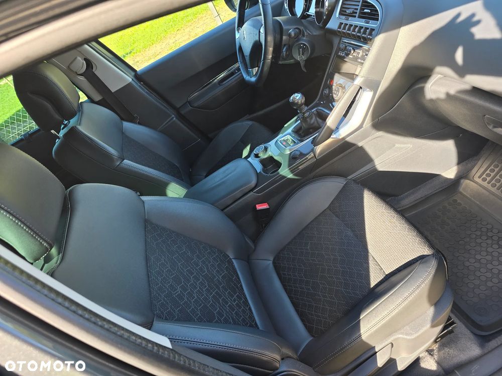 Peugeot 3008 HDi FAP 115 Allure - 11