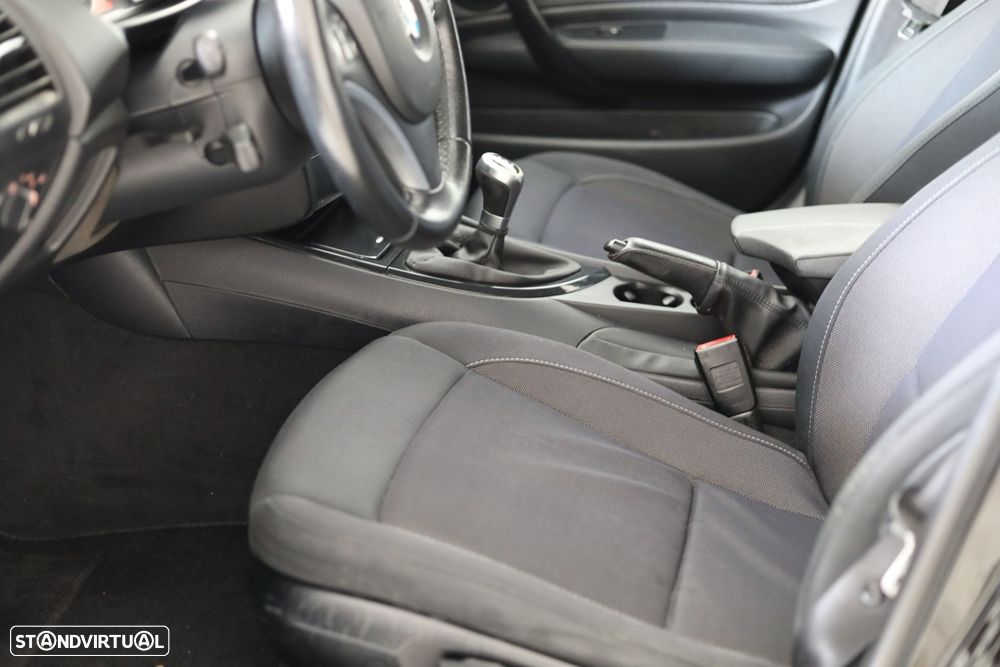 BMW 116 d Line Sport - 18