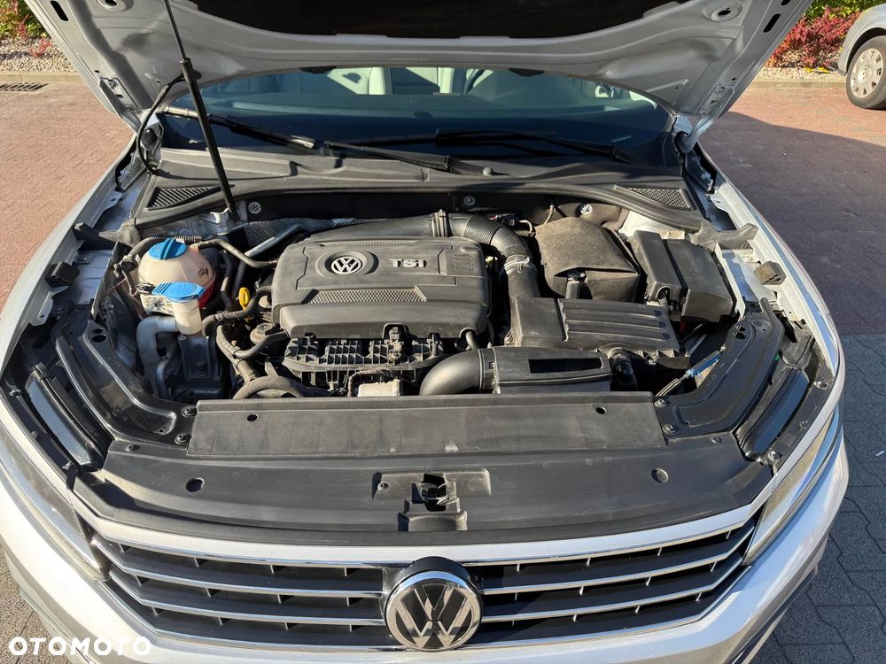 Volkswagen Passat 1.8 TSI Comfortline DSG - 28