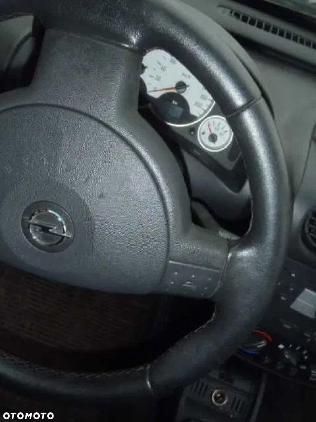 kierownica skóra licznik zegar wyświetlacz kierownica skóra przełącznik bertone astra g 2 II corsa c combo c sport białe - 5