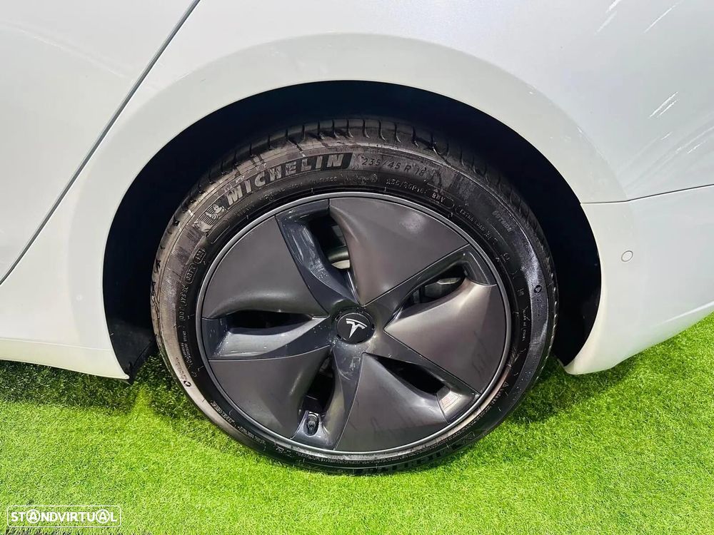 Tesla Model 3 Standard Range Plus RWD - 21