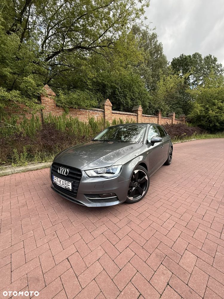 Audi A3 Sportback 1.6 TDI (clean diesel) S tronic Attraction - 4