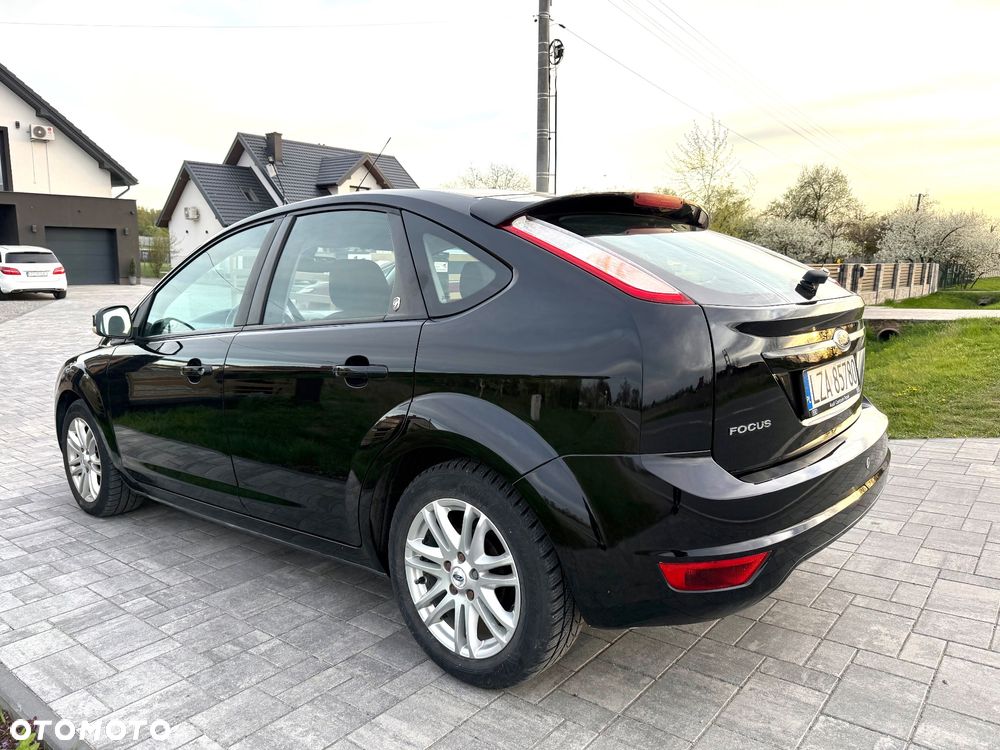 Ford Focus 1.6 16V Ghia - 6