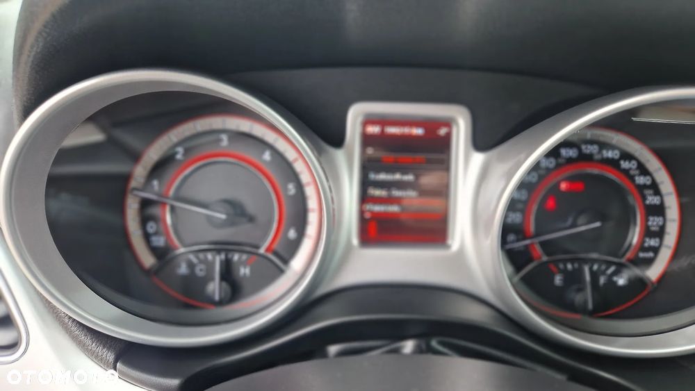 Fiat Freemont 2.0 Multijet 16V DPF Urban - 24