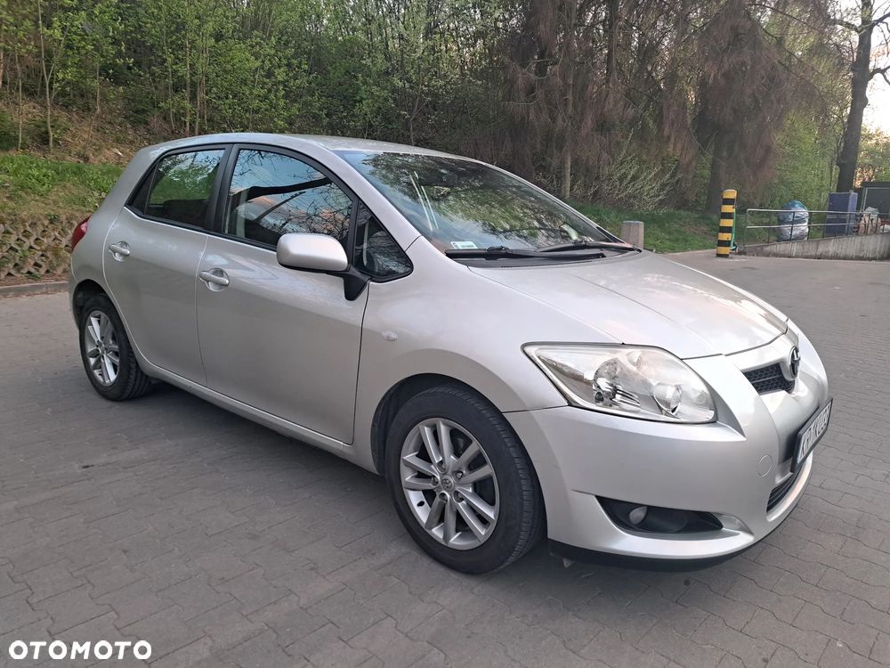 Toyota Auris 1.33 VVT-i 2010 - 6