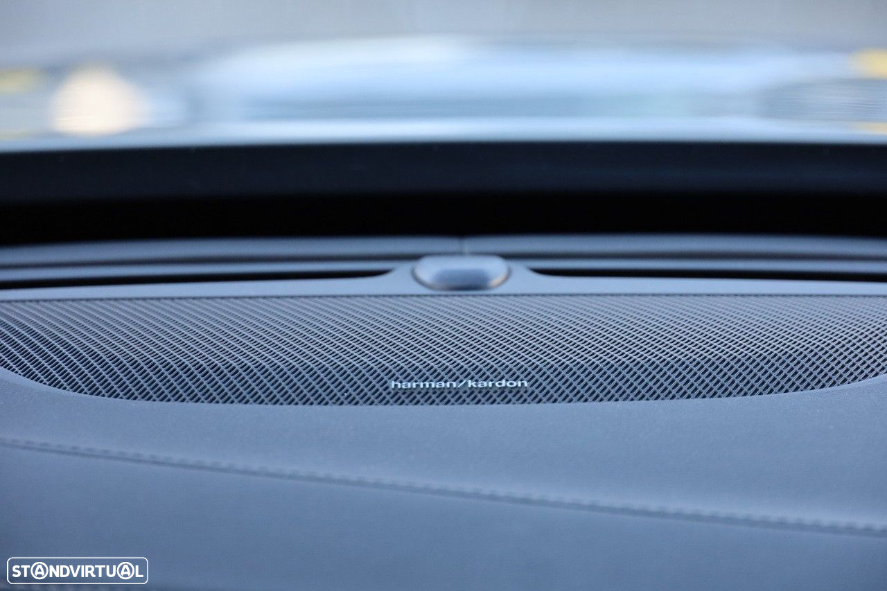 Volvo XC 90 2.0 T8 PHEV Plus Dark AWD - 31