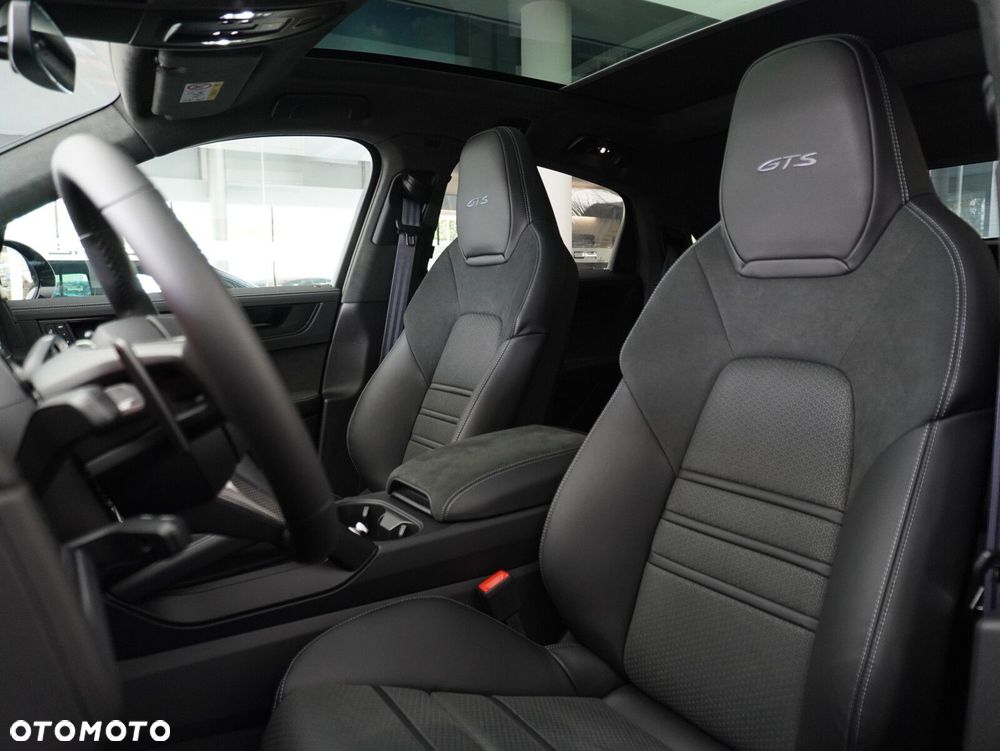 Porsche Cayenne GTS - 29