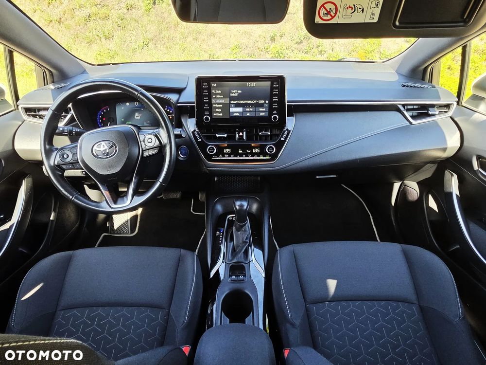 Toyota Corolla 1.8 Business Edition - 33