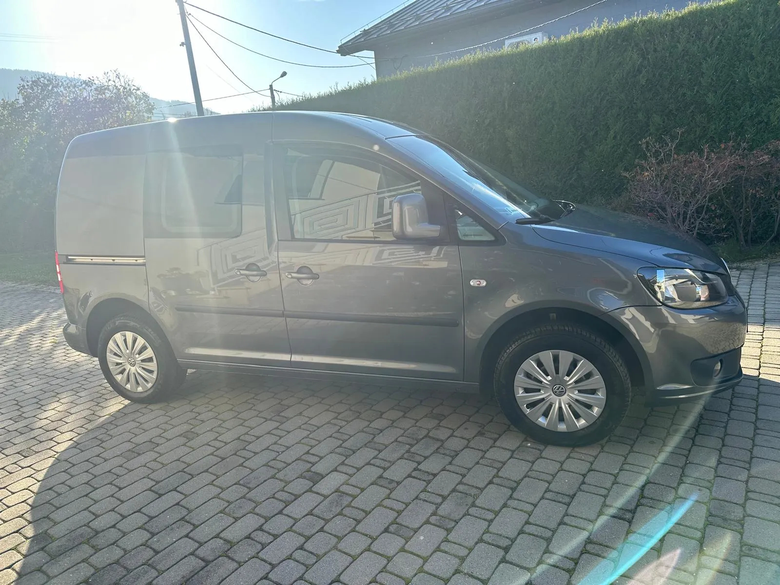 Volkswagen Caddy 1.6 TDI Comfortline Edition - 2