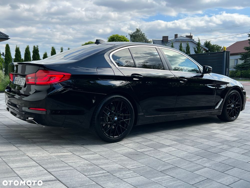 BMW Seria 5 520d xDrive Luxury Line sport - 7