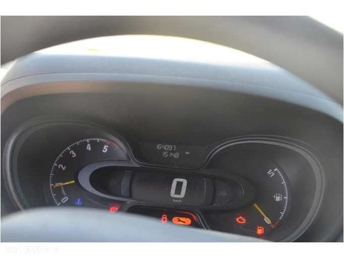 Opel Vivaro - 11
