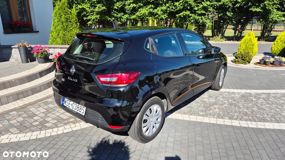 Renault Clio - 6