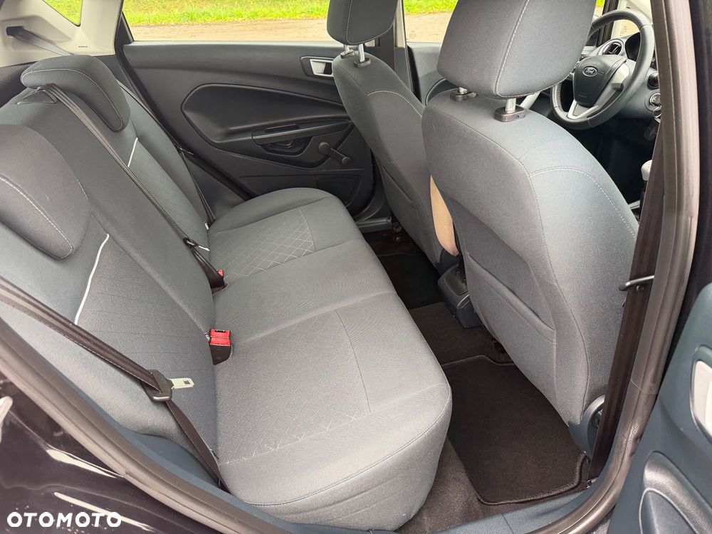 Ford Fiesta 1.25 Champions Edition - 28