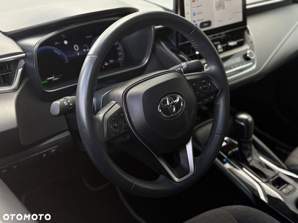 Toyota Corolla 1.8 Hybrid Style - 18