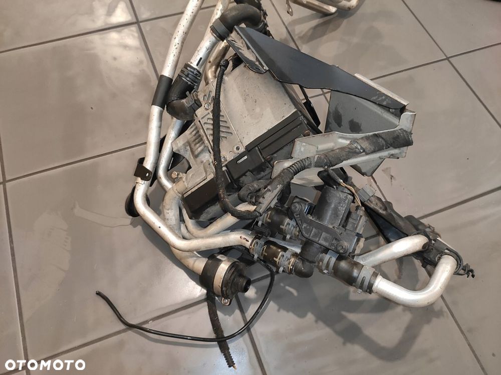 AUDI Q7 4L LIFT WEBASTO OGRZEWANIE POSTOJOWE DOGRZEWACZ MOCOWANIE RURY ORYG - 2