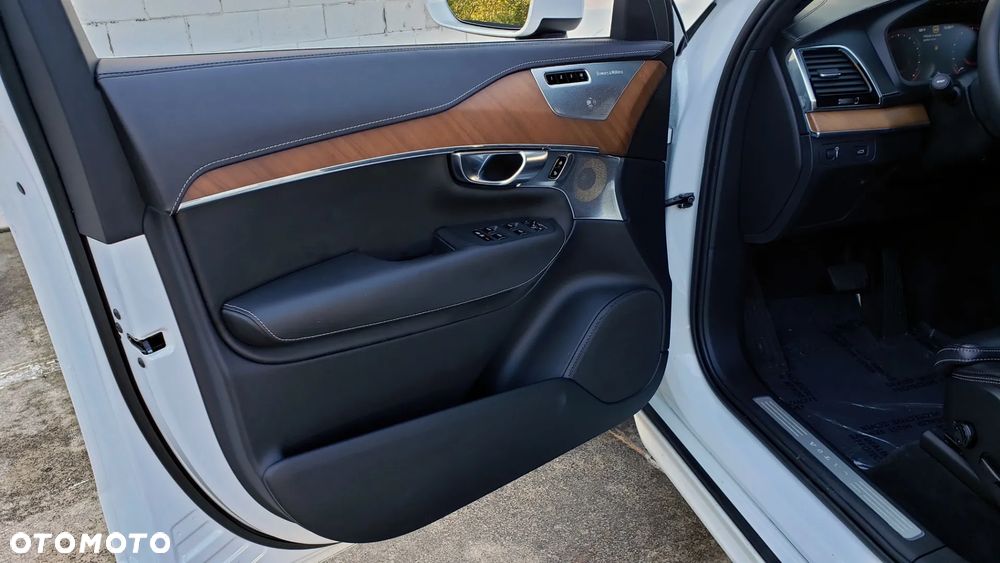 Volvo XC 90 T6 AWD Geartronic Inscription - 25