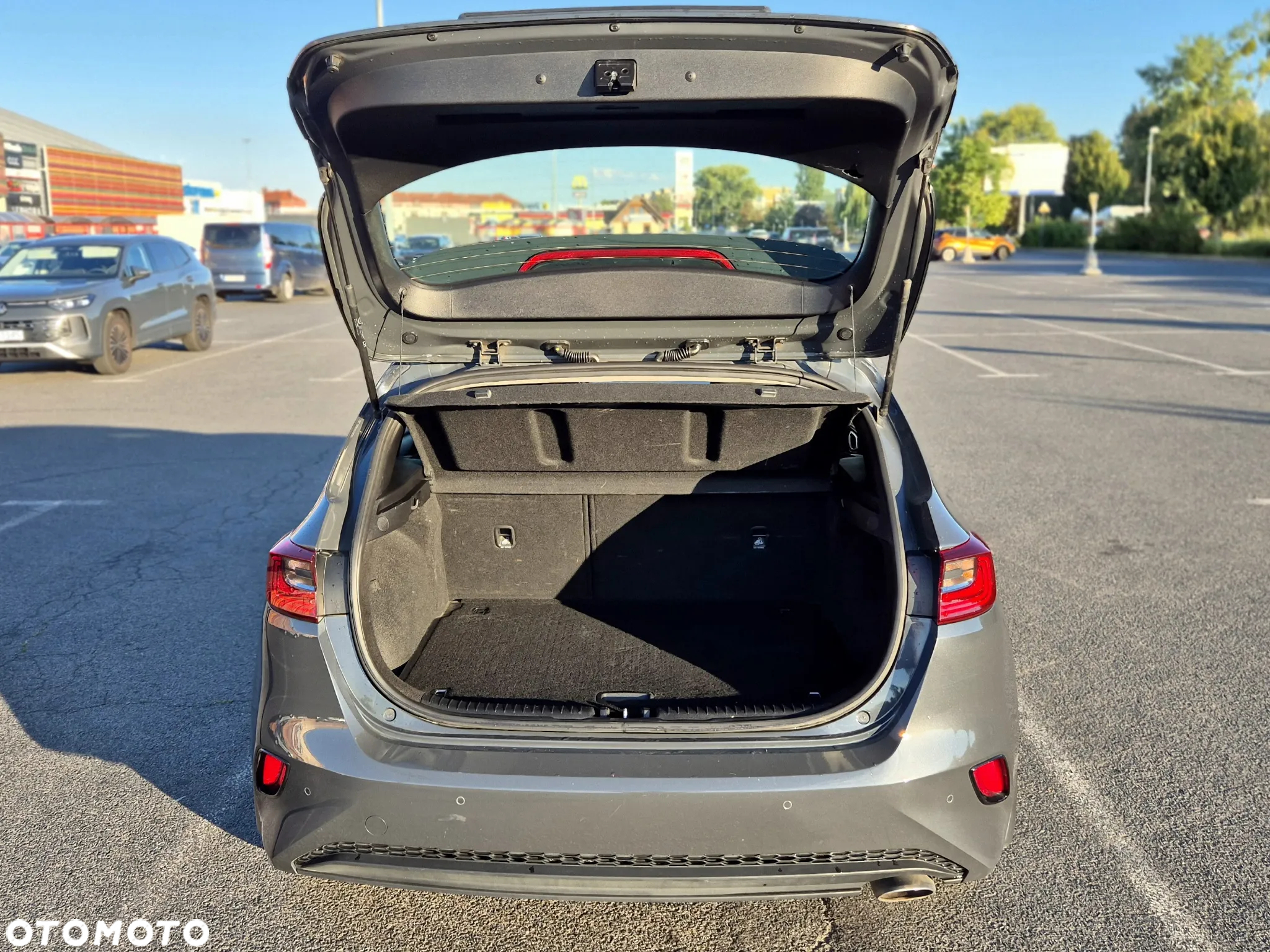 Kia Ceed 1.6 CRDi SCR M DCT - 29