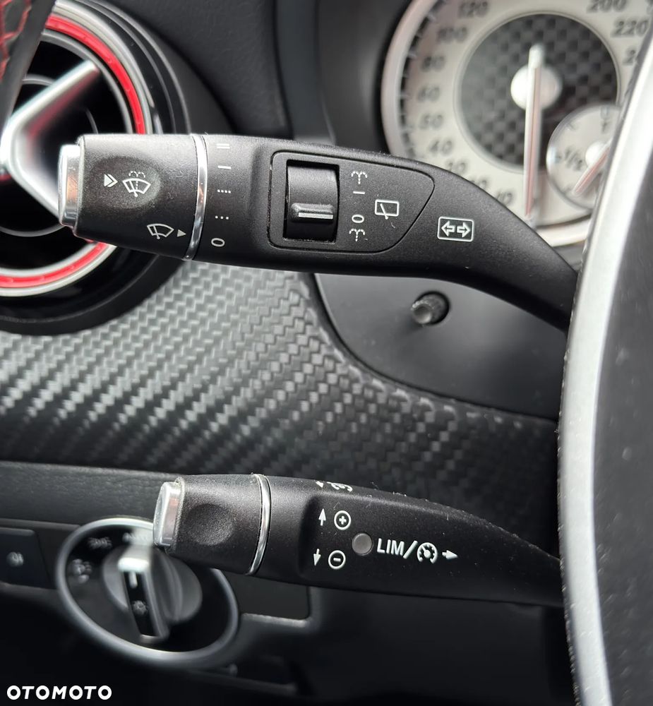 Mercedes-Benz Klasa A 250 4Matic 7G-DCT AMG Line - 21