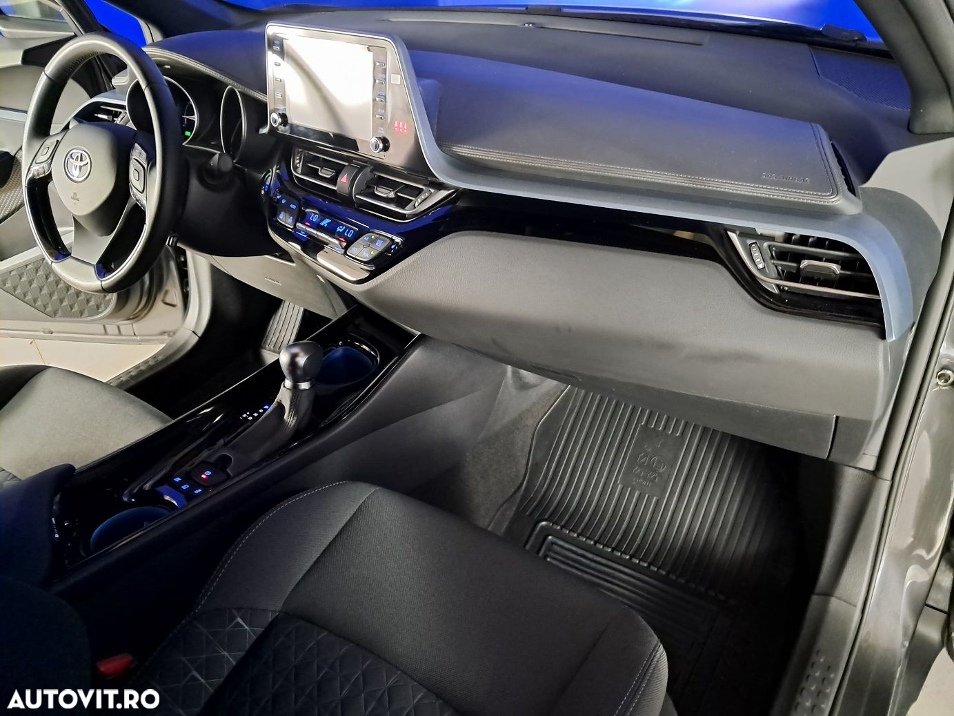 Toyota C-HR - 18