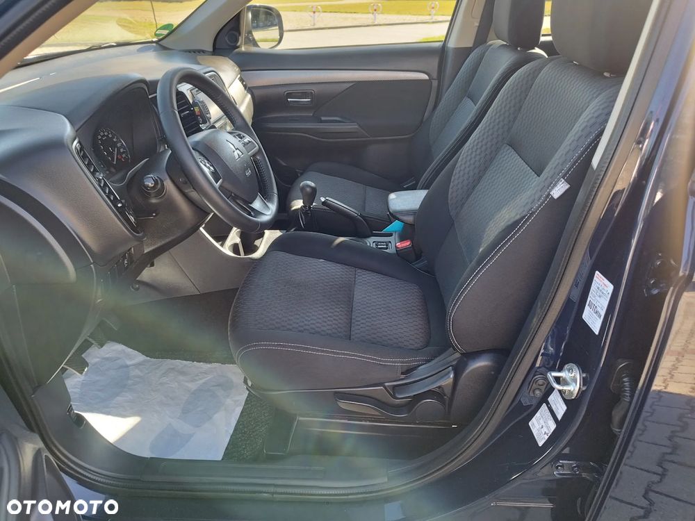 Mitsubishi Outlander 2.0 2WD Diamant Edition - 20