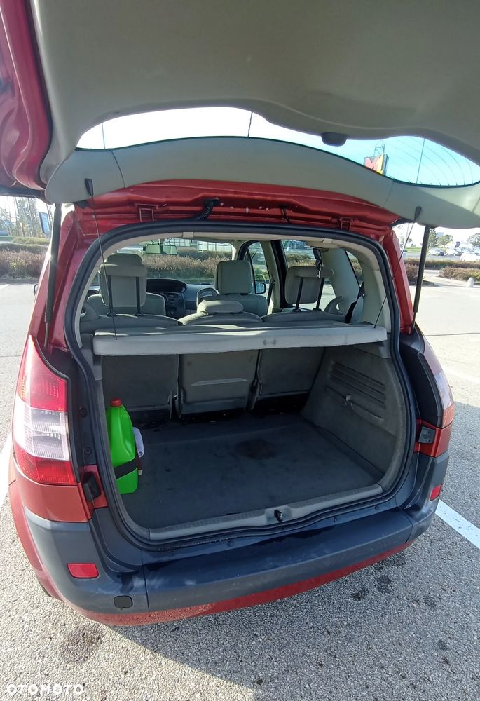 Renault Scenic - 10