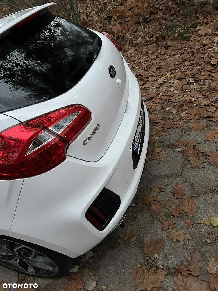 Kia Ceed Cee'd 1.6 T-GDI GT - 10