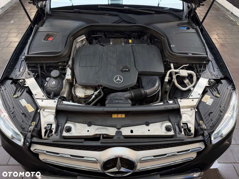 Mercedes-Benz GLC - 40