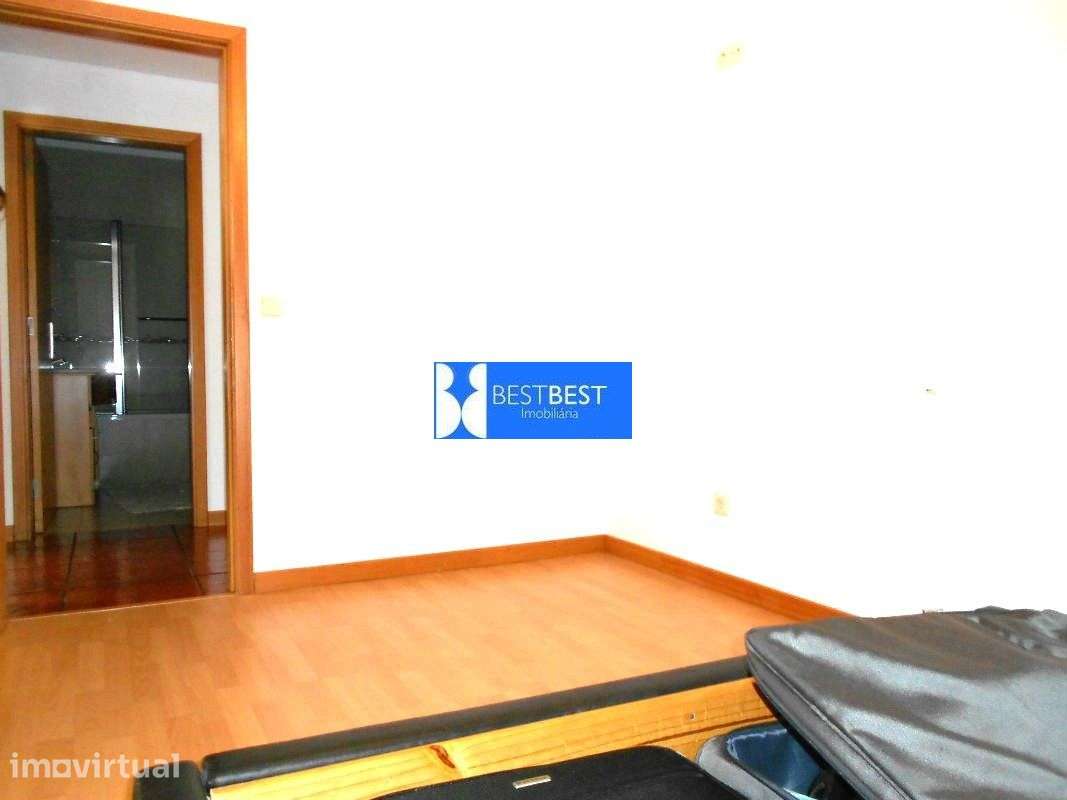 VENDA, EXCELENTE APARTAMENTO T1+1 EM GONDIFELOS,FAMALICÃO - Grande imagem: 3/9