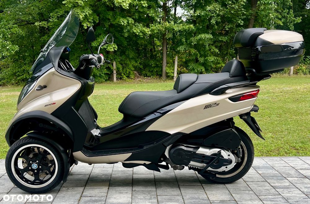 Piaggio MP-3 - 1
