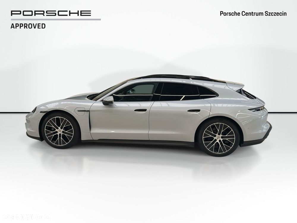 Porsche Taycan - 3