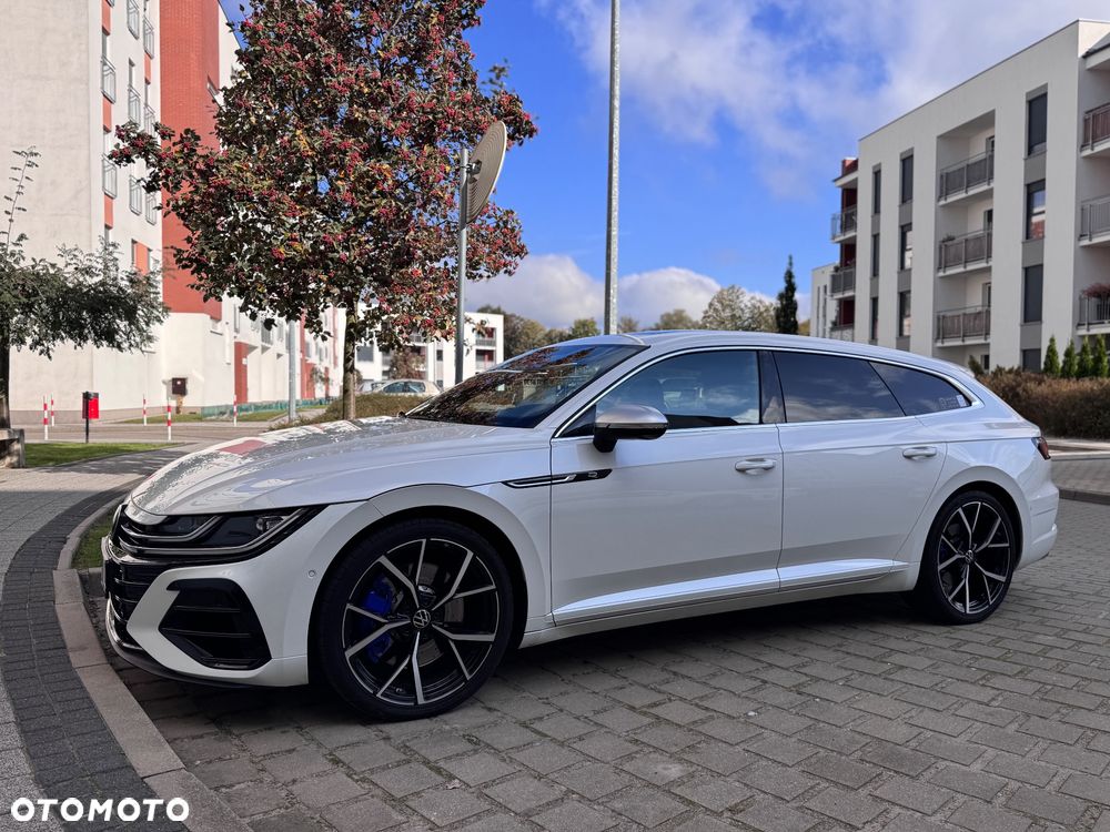 Volkswagen Arteon 2.0 TSI 4Motion R DSG - 2