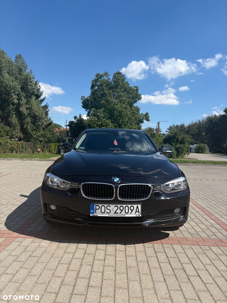 BMW Seria 3 318d - 8